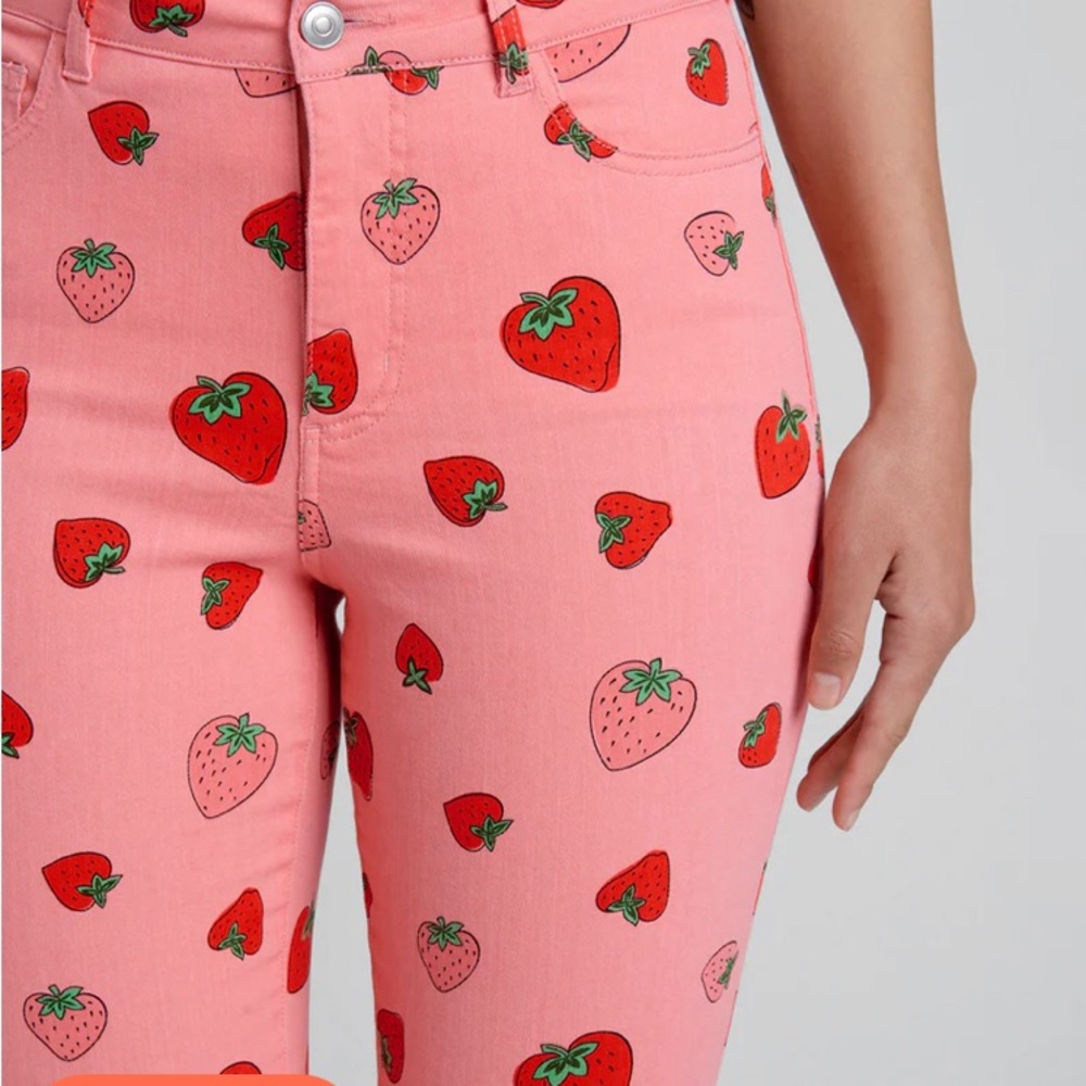 The Sweet Life Skinny Jeans Pink Strawberry